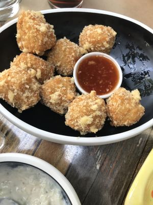 Vegan cheese balls at Treis Laloun -Τρεις Λαλούν in Athens