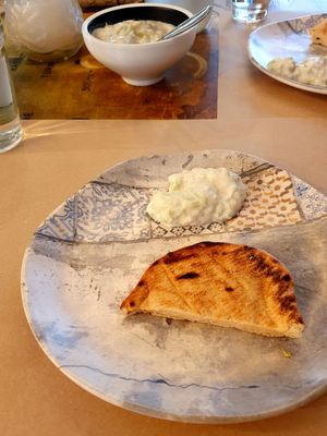 Pita and tsatsiki at Treis Laloun -Τρεις Λαλούν in Athens