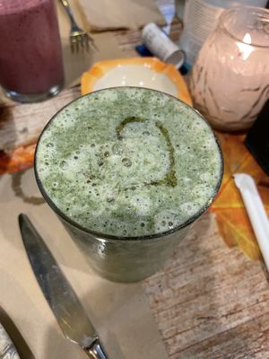 Green smoothie  at Treis Laloun -Τρεις Λαλούν in Athens