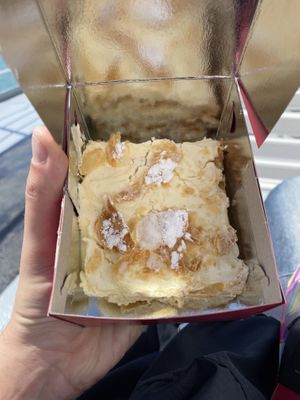   at Treis Laloun -Τρεις Λαλούν in Athens