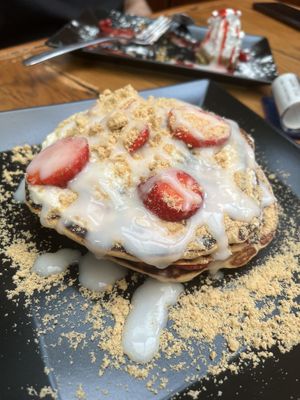   at Treis Laloun -Τρεις Λαλούν in Athens