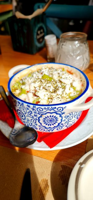  at Treis Laloun -Τρεις Λαλούν in Athens