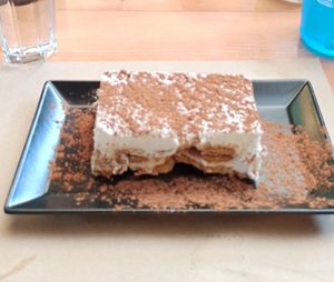  at Treis Laloun -Τρεις Λαλούν in Athens