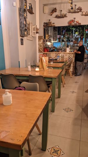  at Treis Laloun -Τρεις Λαλούν in Athens