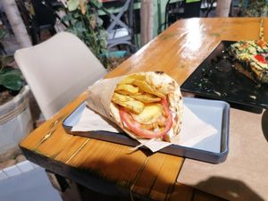 Pita with no meat gyros at Treis Laloun -Τρεις Λαλούν in Athens