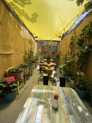   at Treis Laloun -Τρεις Λαλούν in Athens