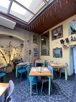   at Treis Laloun -Τρεις Λαλούν in Athens