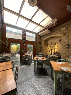   at Treis Laloun -Τρεις Λαλούν in Athens