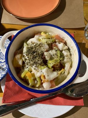   at Treis Laloun -Τρεις Λαλούν in Athens