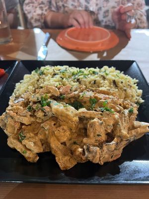  at Treis Laloun -Τρεις Λαλούν in Athens