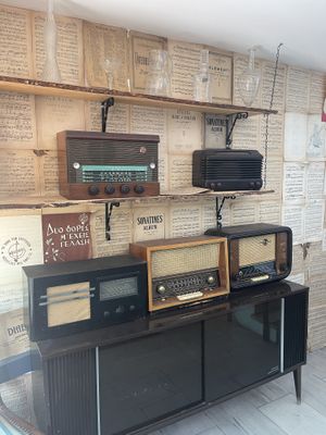   at Treis Laloun -Τρεις Λαλούν in Athens