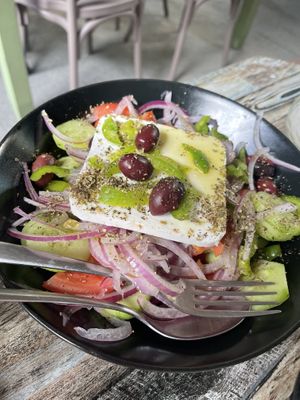 Fresh Greek 🥗 salad   at Treis Laloun -Τρεις Λαλούν in Athens