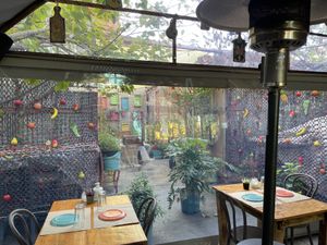 Patio seating    at Treis Laloun -Τρεις Λαλούν in Athens