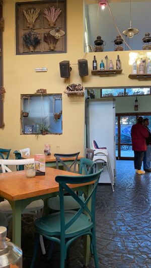   at Treis Laloun -Τρεις Λαλούν in Athens