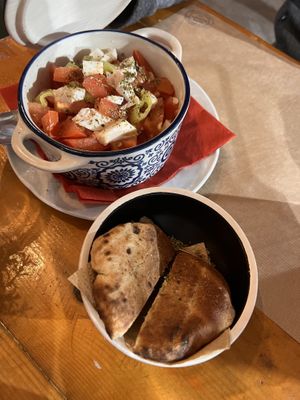   at Treis Laloun -Τρεις Λαλούν in Athens