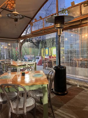   at Treis Laloun -Τρεις Λαλούν in Athens