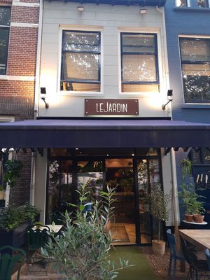 The outside at Le Jardin in Utrecht
