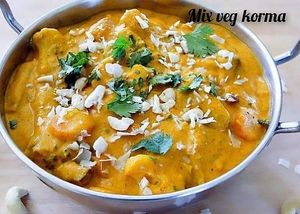 Mix veg kurma at Hindu Restaurant & Food Service in Cozumel