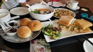 Lunch (Photo by Vegan Olis Chan) at Garden Cafe 新輝茶室 in Outlying Islands