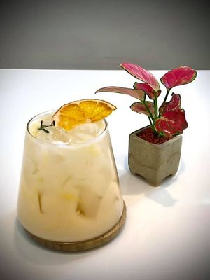 Yakult and Pineapple Special Drink 益力多菠蘿特飲 (Photo by 素素樂) at Veg-mind Cafe in New Territories