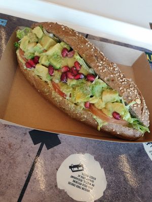 Hummus Avocado at AMS - Amsterdam Bread Company in Schiphol