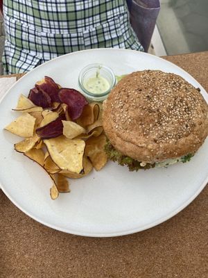burger with the best fries  at Bancha in Portimao