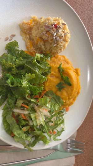 Bulgur with salad and lentil purée   at Bancha in Portimao