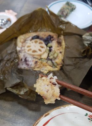 Lotus leaf rice at Memil Eondeok - 메밀언덕 in Seoul