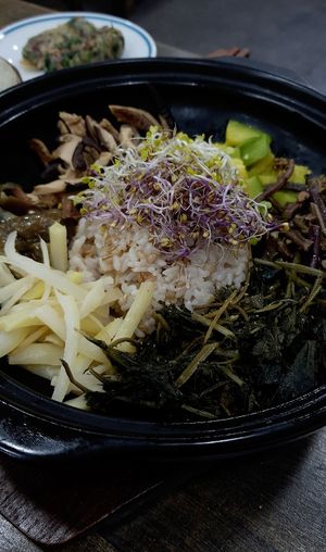 Boribap 돌솥산채보리밥 - close-up at Memil Eondeok - 메밀언덕 in Seoul