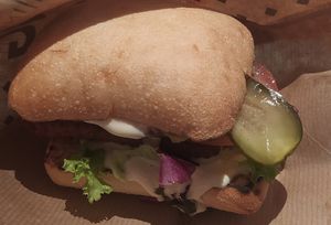 Chicago Edgy at Swing Kitchen in Innsbruck