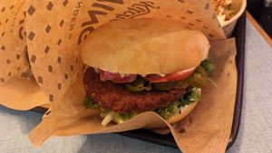 Chili Burger at Swing Kitchen in Innsbruck