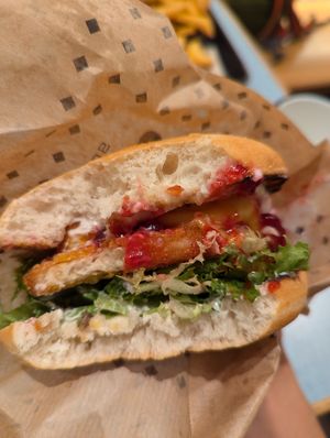 Pink Burger at Swing Kitchen in Innsbruck