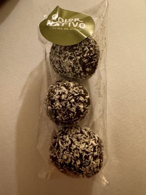 Trüffel Balls  at Color Nativo in Puerto Varas