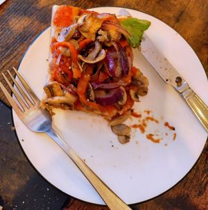 Earth pizza with mushrooms, onions, peppers (no cheese) at Sonflour in Cork