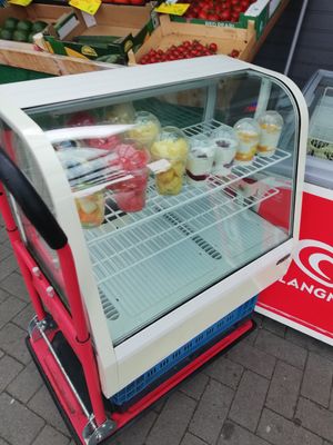 Obstsalat at Fruit Wave in Hamburg