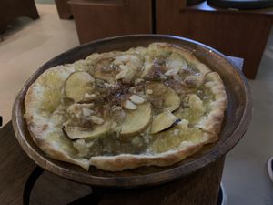 Dessert pizza 😚 at Vezza in Seoul