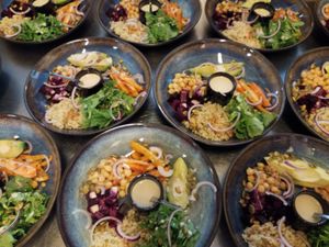 Buddha bowl at La Cachette in Paris