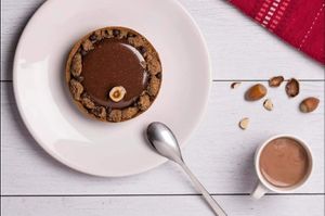Tartelette chocolat-noisette at La Cachette in Paris