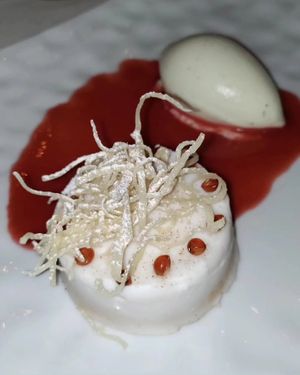  at Elizabeth's in Washington