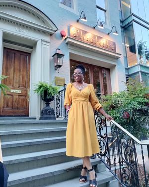  at Elizabeth's in Washington