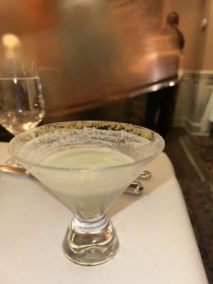 This is the one with the pistachio milk.. had to try it bc I’ve been making my own milks lately and it was so good blended with the tarragon  at Elizabeth's in Washington