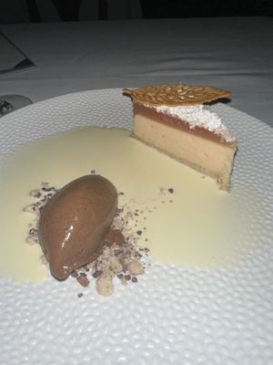 Guava chz cake was awesome.. I used to have a guava tree until hurricane maria took it in 2017  at Elizabeth's in Washington