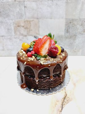 Chocoberry ( mini / 4 porciones ) Gluten free at EkoSana - Postres Veganos in Lima