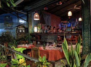 Seating at Moya's Place in Nuevo Arenal