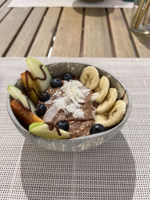 Overnight oats bowl  at Mod Santorini in Santorini