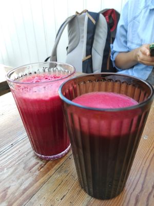 Beet, apple, ginger juice at Ao Largo in Odeceixe