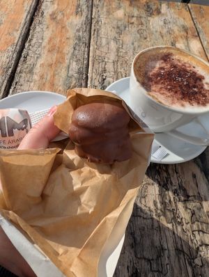 Marmels and cappuccino at Ao Largo in Odeceixe
