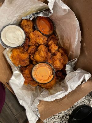 Cauliflower buffalo wings at Solár: A Vegan Eatery in Tempe