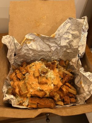 nashville hot loaded fries  at Solár: A Vegan Eatery in Tempe
