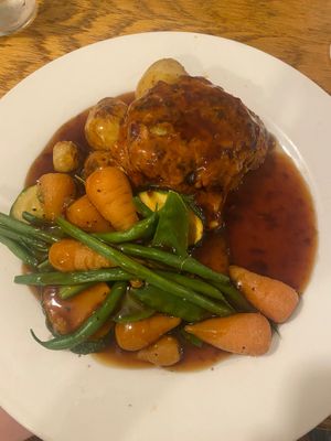 Vegan roast £14 at The Woolpack Inn in Christchurch